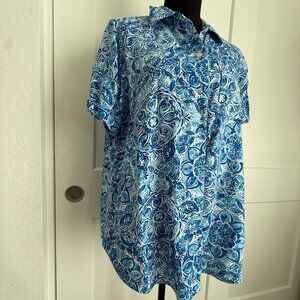 Blue & White Button Up Short Sleeve 100% Rayon Shirt Sz M, by Croft & Barrow